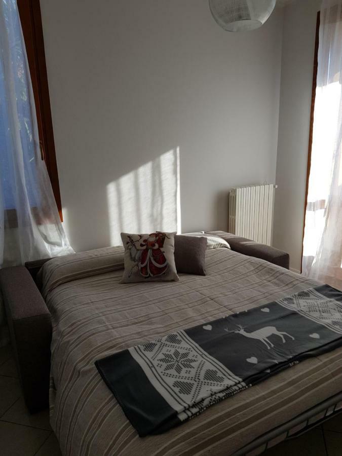 Alessandria Residence Desenzano del Garda Exteriör bild
